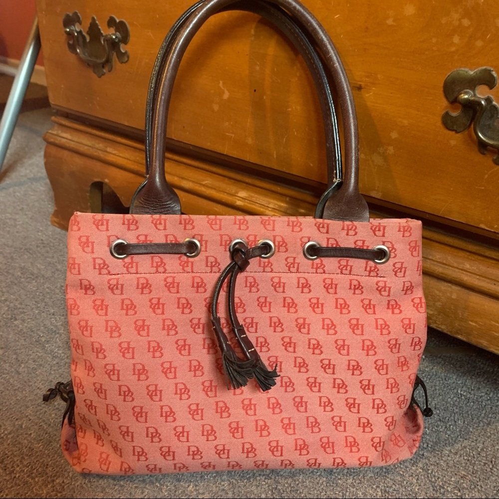 Vintage Dooney & Bourke tassel tote mini